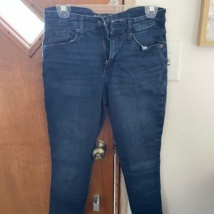 Women’s blue Jean skinny jeans